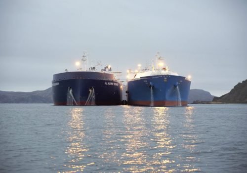 Russia Executes First-Ever Triple Arctic LNG Ship-to-Ship Transfer Amid Sanctions